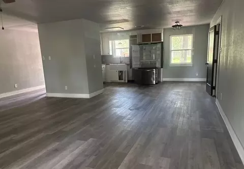 Living - 256 Candyce Dr, Lorena, TX 76655 photo 1 of 2