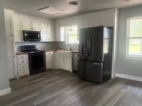 Kitchen - 256 Candyce Dr, Lorena, TX 76655 photo 1 of 1