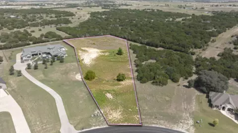 7112 Heathington Ct, Granbury, TX 76049