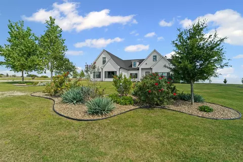 2045 Eagles Ridge Dr, Weatherford, TX 76087