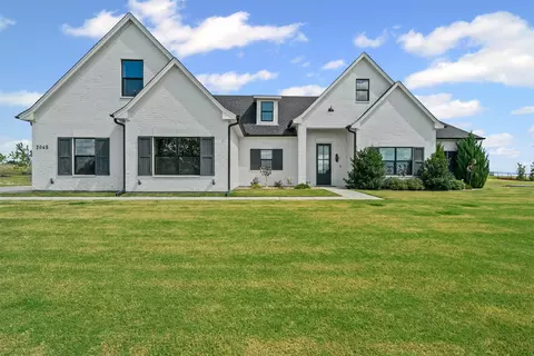 2045 Eagles Ridge Dr, Weatherford, TX 76087