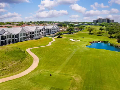 360 O Connor Ridge Blvd #12, Irving, TX 75038