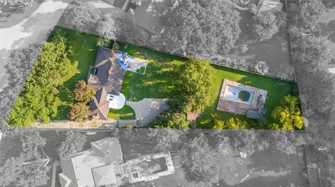 9527 Alta Mira Dr, Dallas, TX 75218