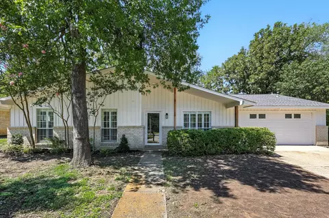 2909 Bristol St, Denton, TX 76209