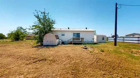 18648 Doubletree Dr, Justin, TX 76247 photo 7