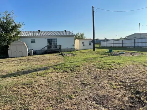 18648 Doubletree Dr, Justin, TX 76247 photo 8