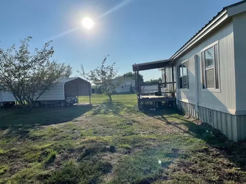 18648 Doubletree Dr, Justin, TX 76247 photo 5