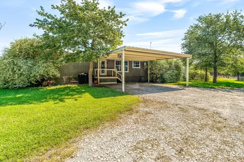 1071 Grimes Rd, Mineral Wells, TX 76067
