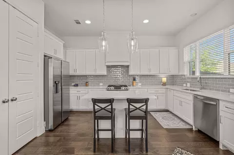 6324 Oakbend Cir, Fort Worth, TX 76132
