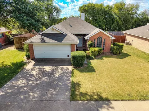 1003 Boardwalk St, Midlothian, TX 76065