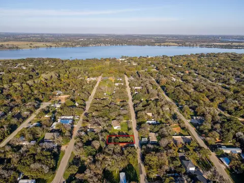 2904 Cedarhill St, Granbury, TX 76048