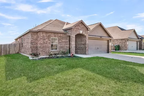 1829 Tyne Way, Crowley, TX 76036