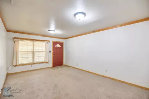 Living - 1004 N 9th St, Haskell, TX 79521 photo 2 of 3