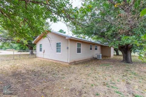Other - 1004 N 9th St, Haskell, TX 79521 photo 2 of 6