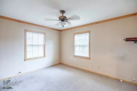 Bedroom - 1004 N 9th St, Haskell, TX 79521 photo 3 of 6