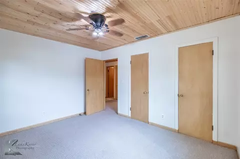 Bedroom - 1004 N 9th St, Haskell, TX 79521 photo 2 of 6