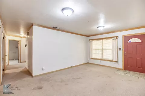 Living - 1004 N 9th St, Haskell, TX 79521 photo 3 of 3