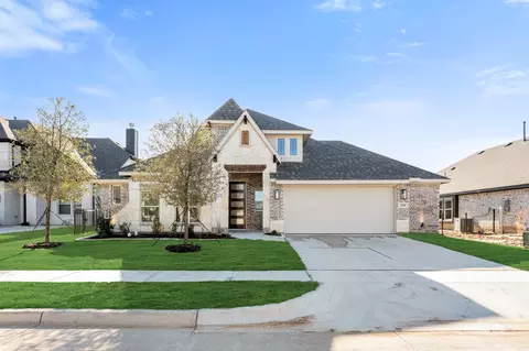 324 Bowrider Ln, Granbury, TX 76049