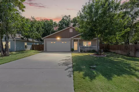 108 E Mlk St, Maypearl, TX 76064