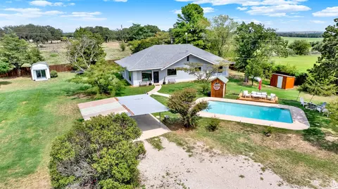 1262 County Road 4360, Decatur, TX 76234