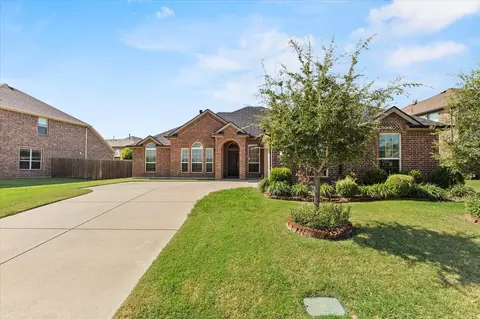 4706 Lakeway Dr, Garland, TX 75043