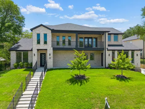 9008 Crosswind Dr, Fort Worth, TX 76179