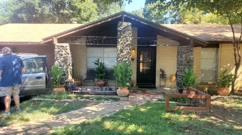 4725 Saint Lawrence Rd, Fort Worth, TX 76103