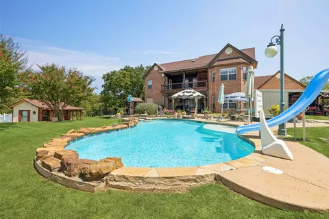236 County Road 3385, Paradise, TX 76073