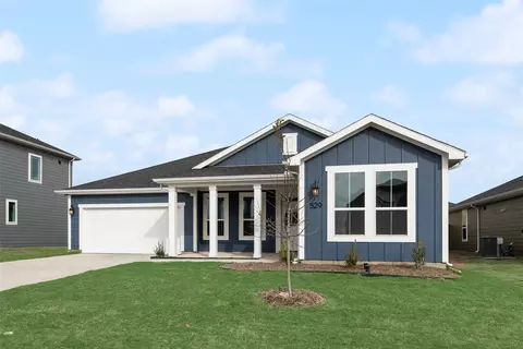 529 Marcus Ln, Crowley, TX 76036