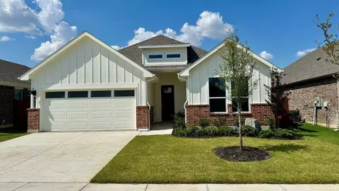 1716 Sparrow St, Denton, TX 76205