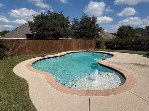 1628 Potomac Dr, Burleson, TX 76028