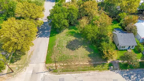 1119 E Collin St, Corsicana, TX 75110
