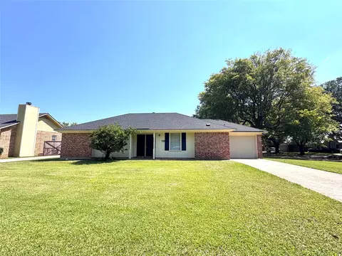 5100 Tara Ln, Bossier City, LA 71111