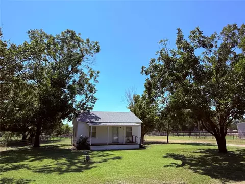 143 W Turner St, Perrin, TX 76486