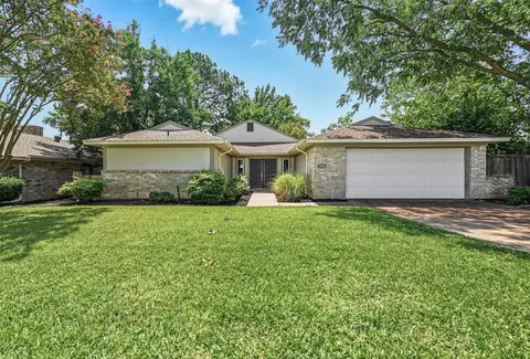 5806 Village Glen Trl, Arlington, TX 76016