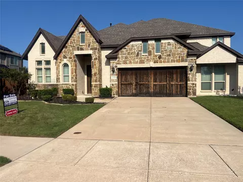 2104 Homestead Dr, Desoto, TX 75115