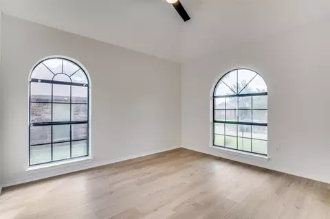 Living - 3511 Beech St, Rowlett, TX 75089 photo 4 of 4