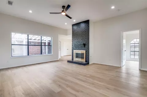 Living - 3511 Beech St, Rowlett, TX 75089 photo 2 of 4