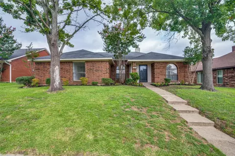 3511 Beech St, Rowlett, TX 75089