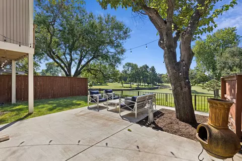 2948 Buttonwood Dr, Carrollton, TX 75006