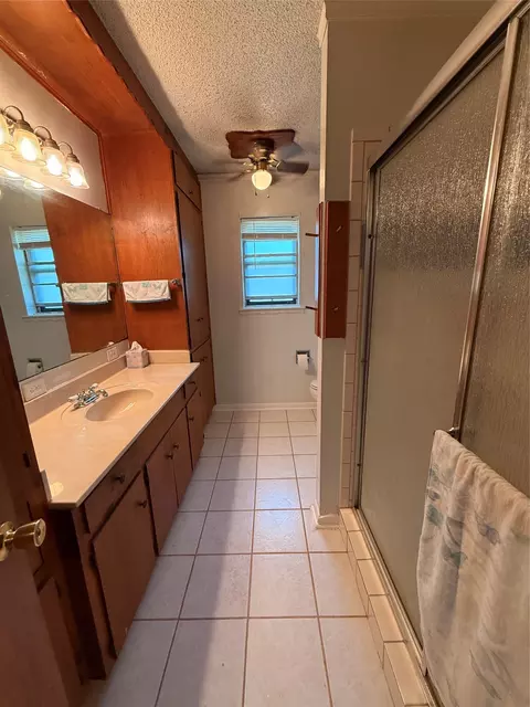 206 Poco St, Bangs, TX 76823 photo 9