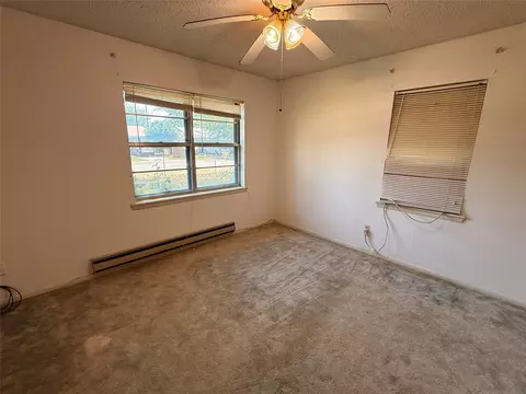 206 Poco St, Bangs, TX 76823 photo 4