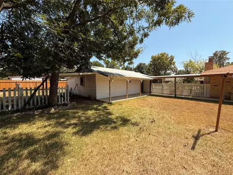 206 Poco St, Bangs, TX 76823 photo 34