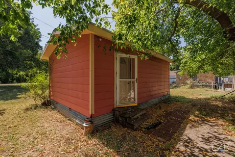117 Bowie St, Clyde, TX 79510