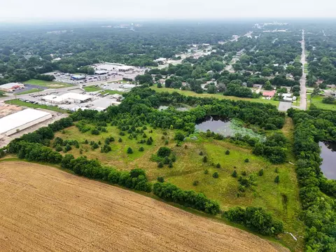 0 W White St, Bonham, TX 75418