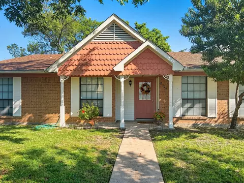 2305 Matterhorn Dr, Garland, TX 75044