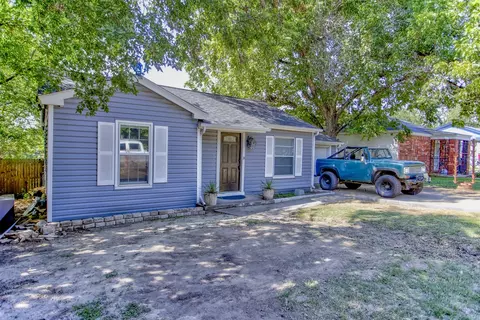 719 Sam Calloway Rd, Fort Worth, TX 76114