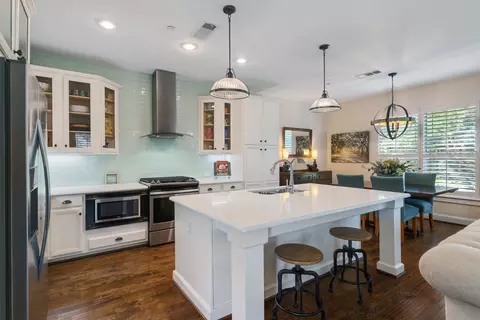 925 Brook Forest Ln, Euless, TX 76039 photo 7
