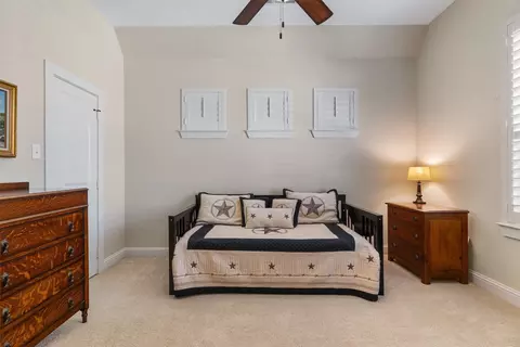 925 Brook Forest Ln, Euless, TX 76039 photo 30