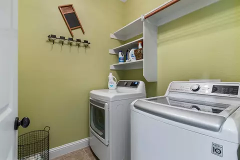 925 Brook Forest Ln, Euless, TX 76039 photo 32